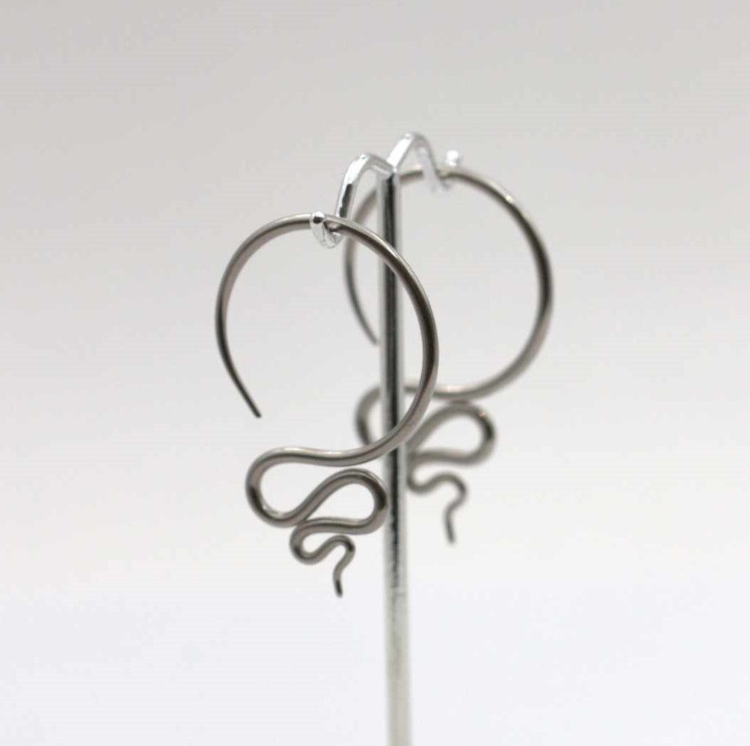Steel Twist Hangers