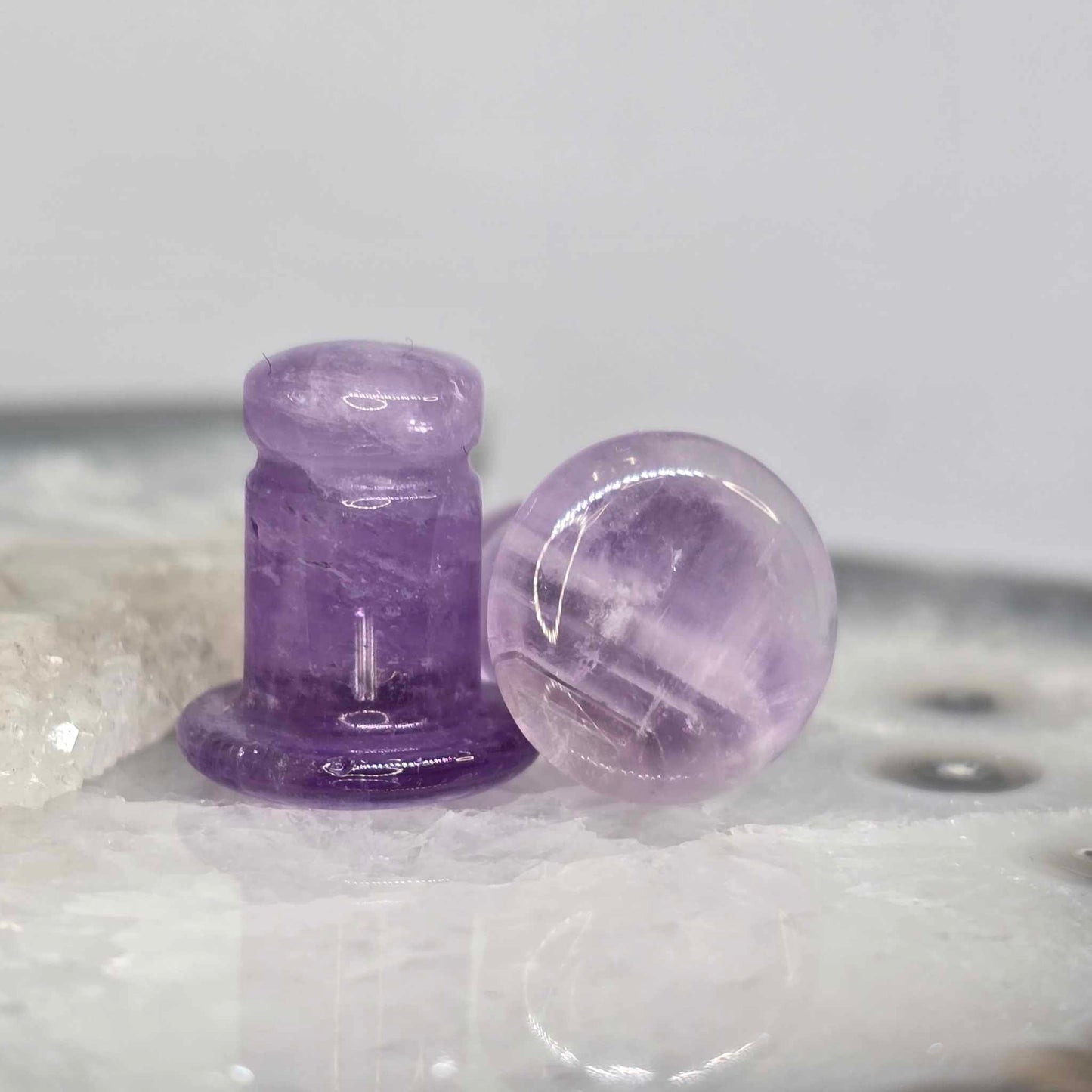 Single Flare Stone Plugs (Medium)