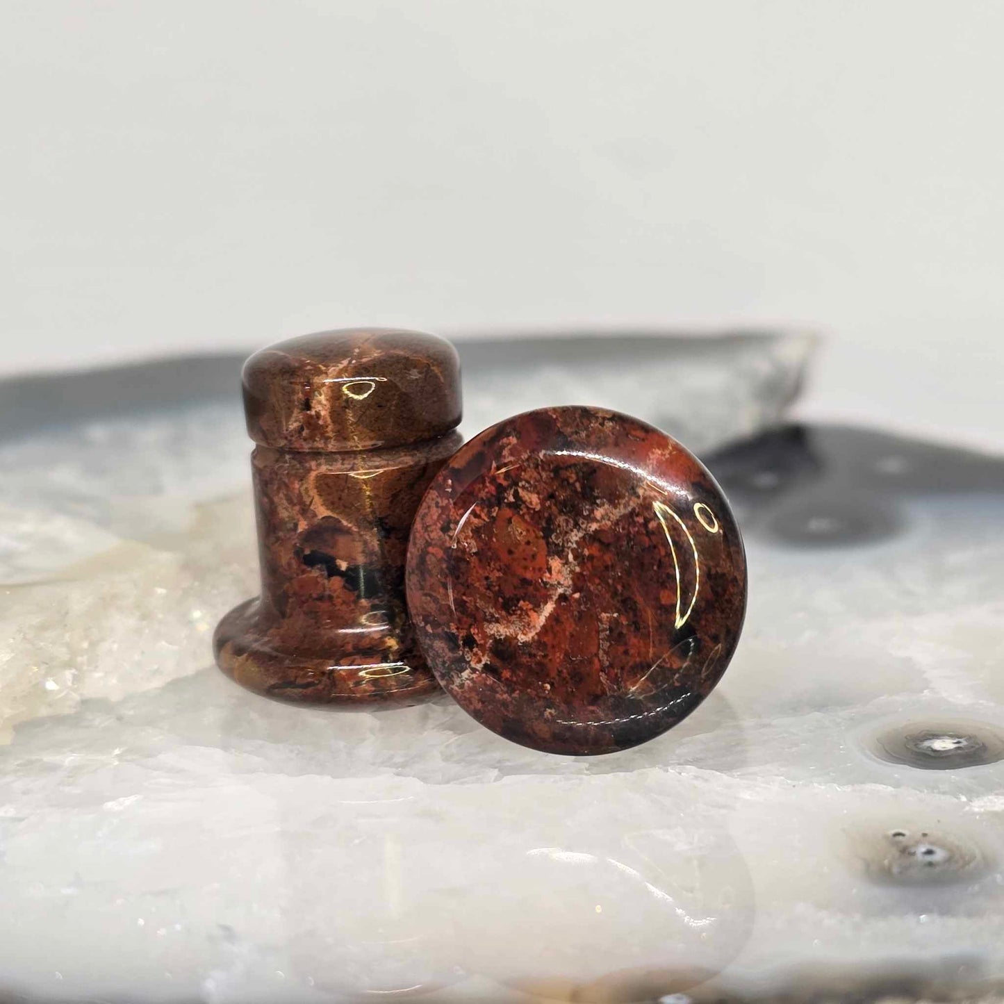 Single Flare Stone Plugs (Medium)