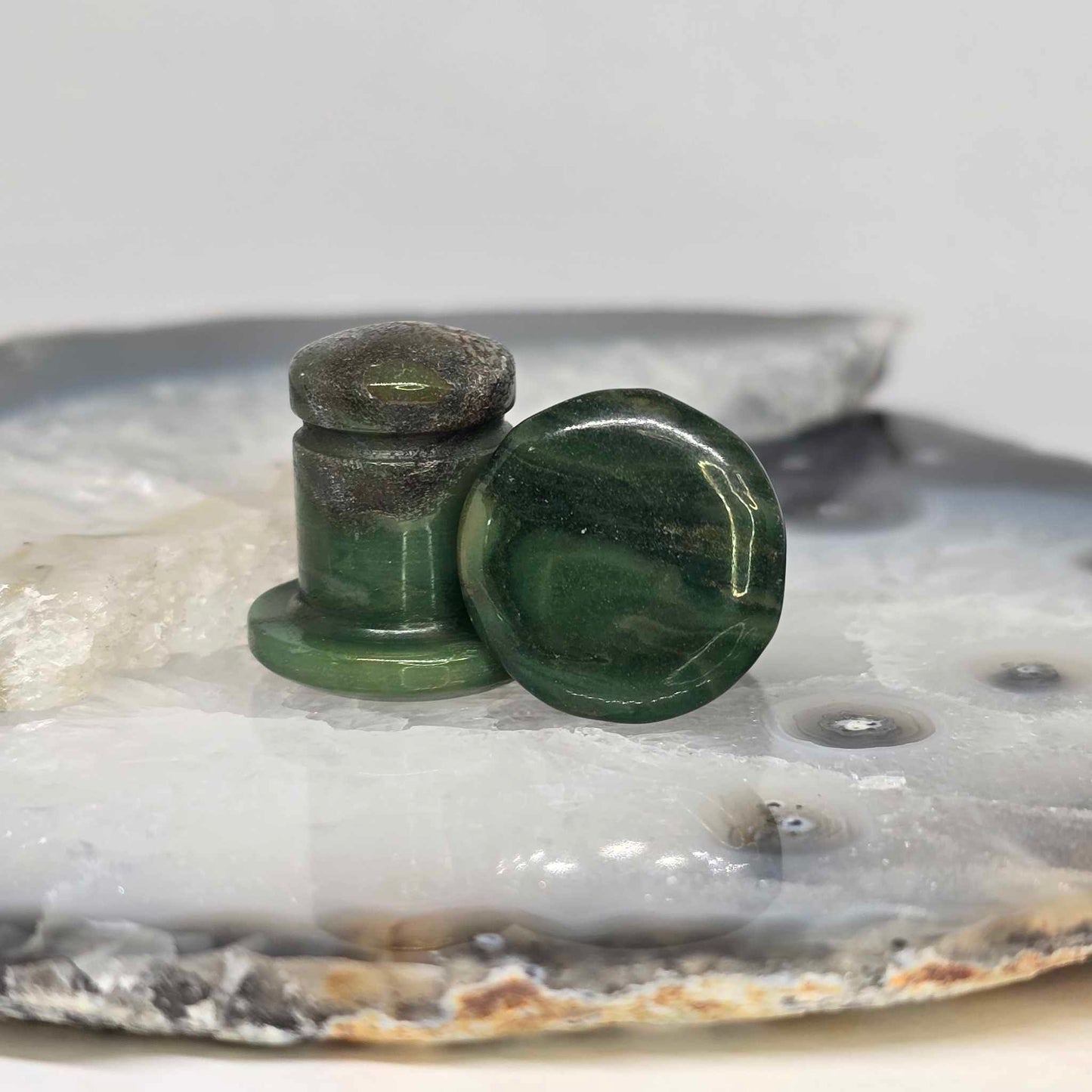 Single Flare Stone Plugs (Medium)