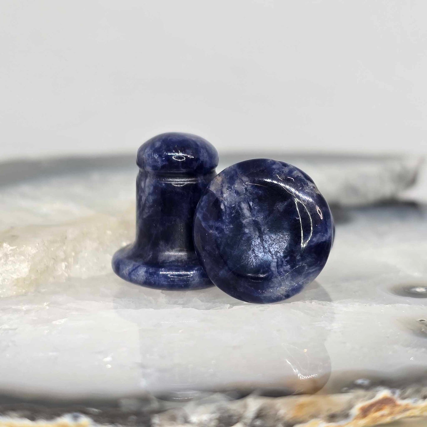 Single Flare Stone Plugs (Medium)