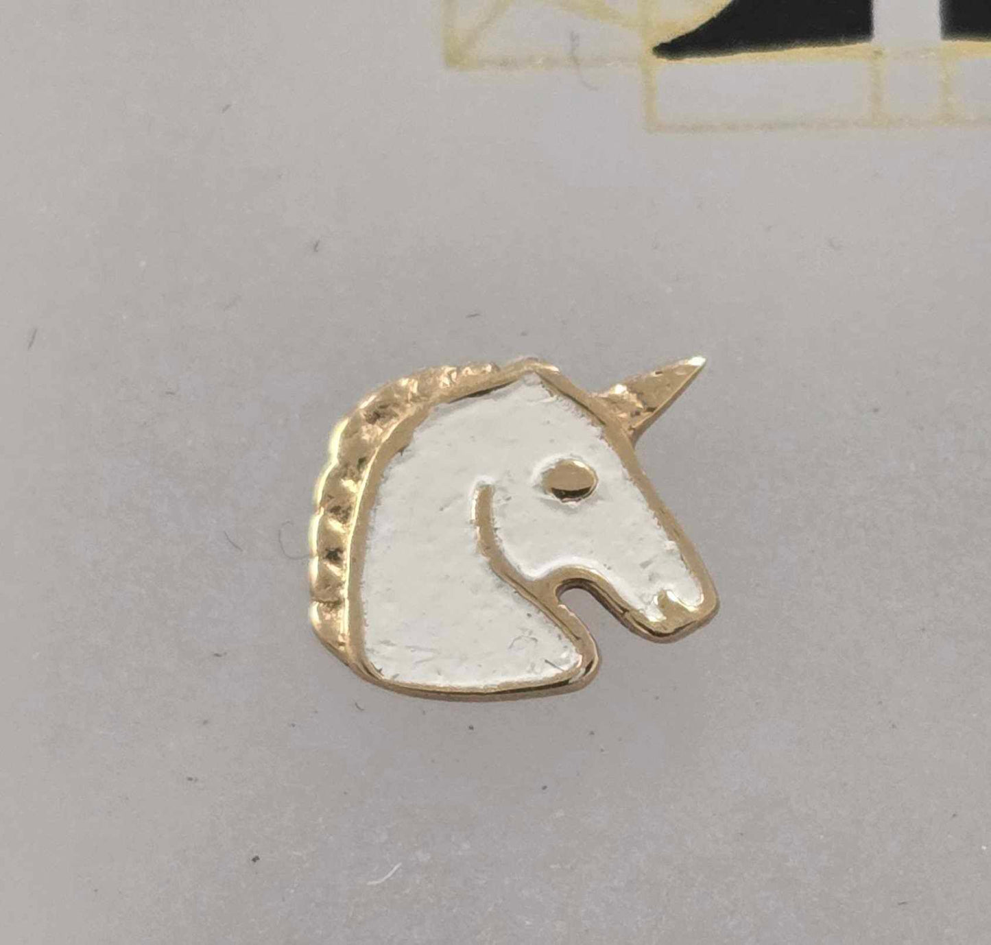 14K Gold Threadless Invictus Ends