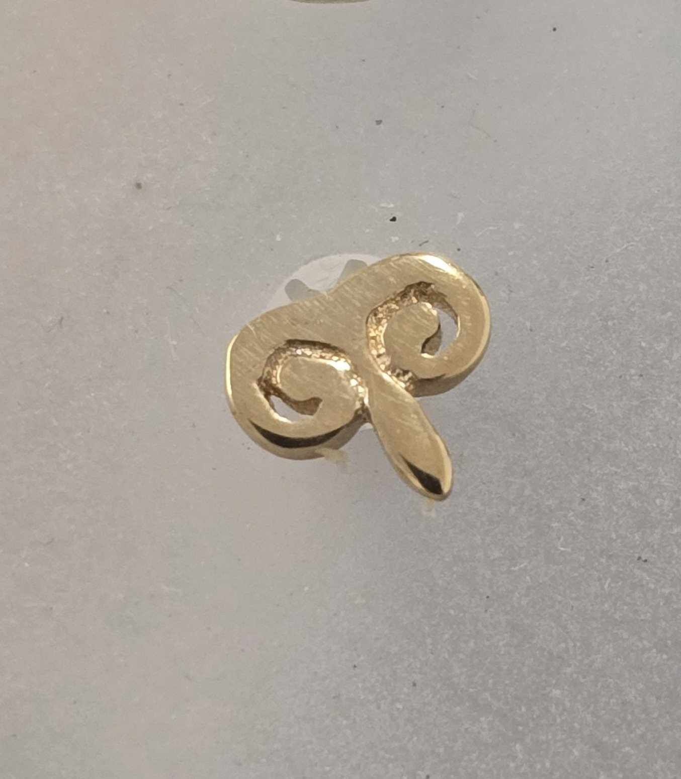 14K Gold Threadless Invictus Ends
