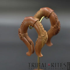 Ornated Hanger ○ 1/2" ○ Medium