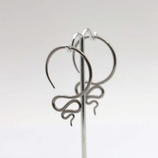 Steel Twist Hangers