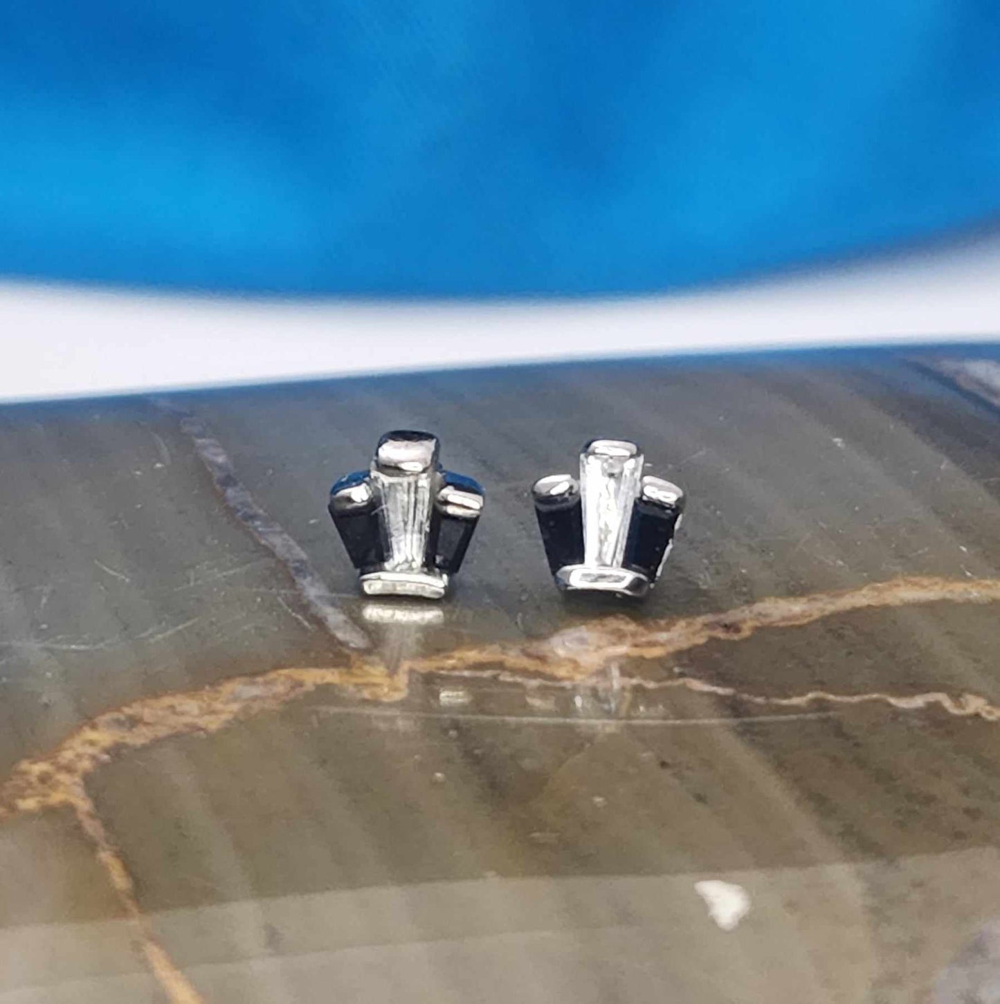 14K Gold Kich Threadless End