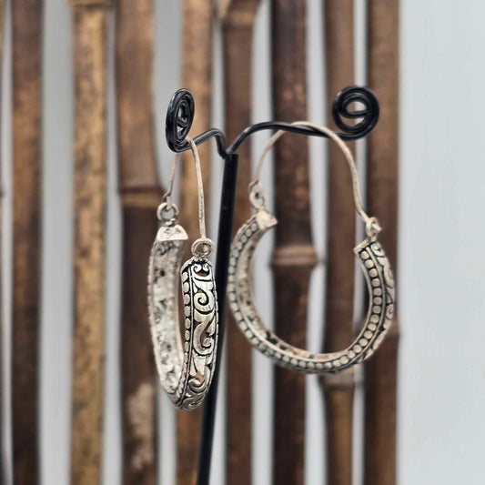 Luna Hangers