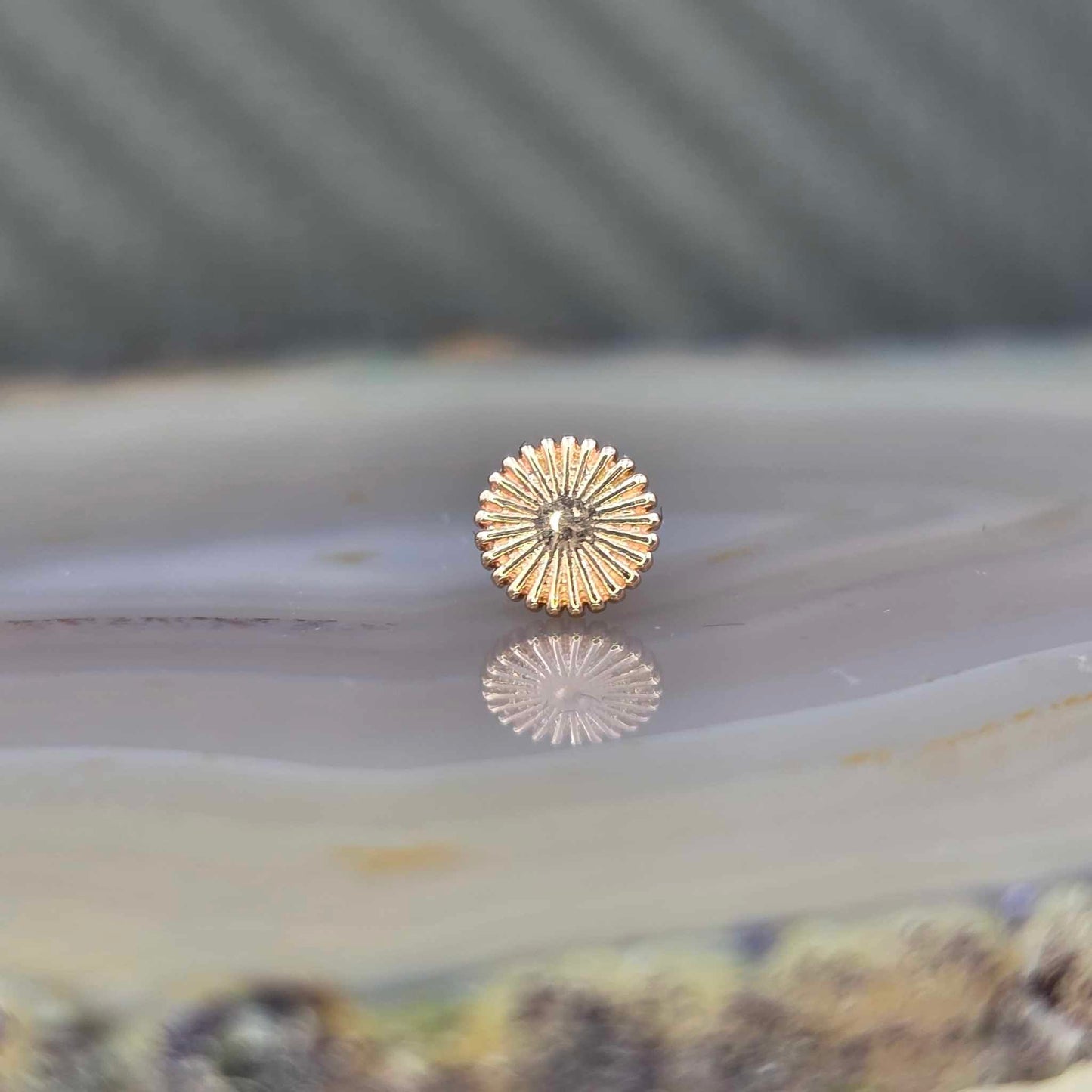 14k Gold Poker Chip Threadless Pin End