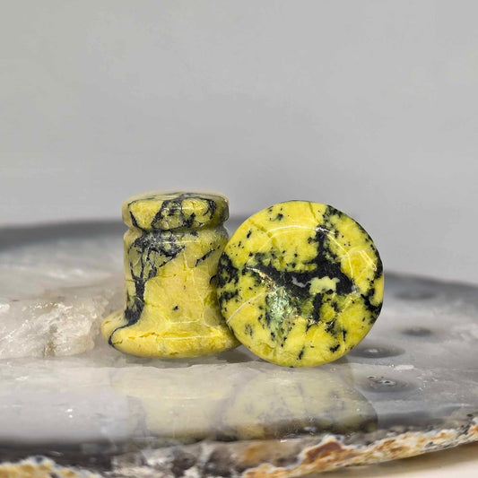 Single Flare Stone Plugs (Medium)